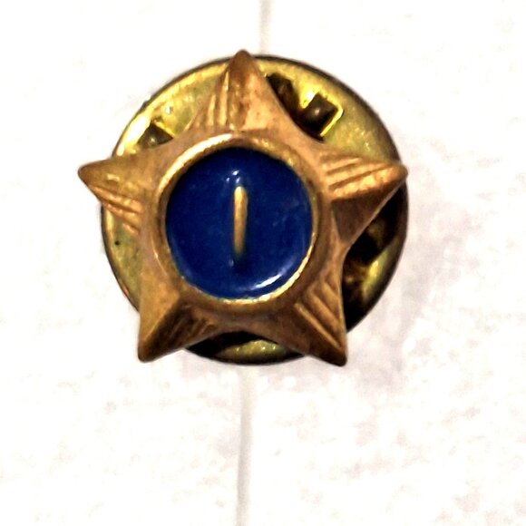 Vintage Boy Scouts Of America Parent Pin Lot of 3 - Picture 4 of 6